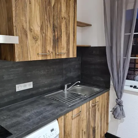 Au Coin Du Chene Apartment